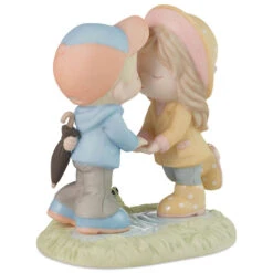 Precious Moments You Are My Sunshine On A Rainy Day Figurine, 5.6" 7 Precious Moments You Are My Sunshine On A Rainy Day Figurine, 5.6" -Stuffed Animals Shop Precious Moments Couple Kissing in the Rain Figurine 223002 02