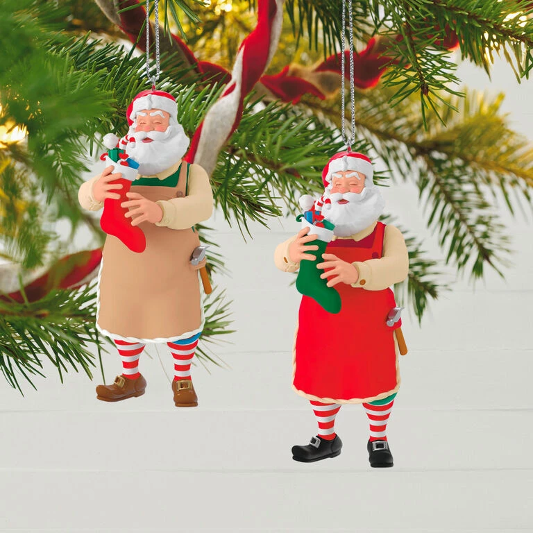 Hallmark Toymaker Santa Surprise Mystery Ornament 5 Hallmark Toymaker Santa Surprise Mystery Ornament - Image 3